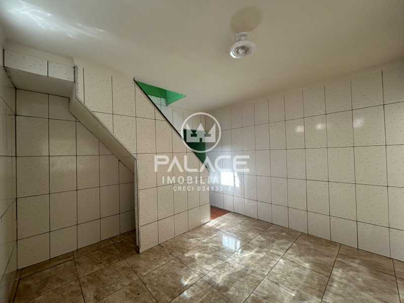 Casa para alugar com 2 quartos, 95m² - Foto 22