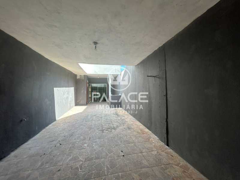 Casa para alugar com 2 quartos, 95m² - Foto 24