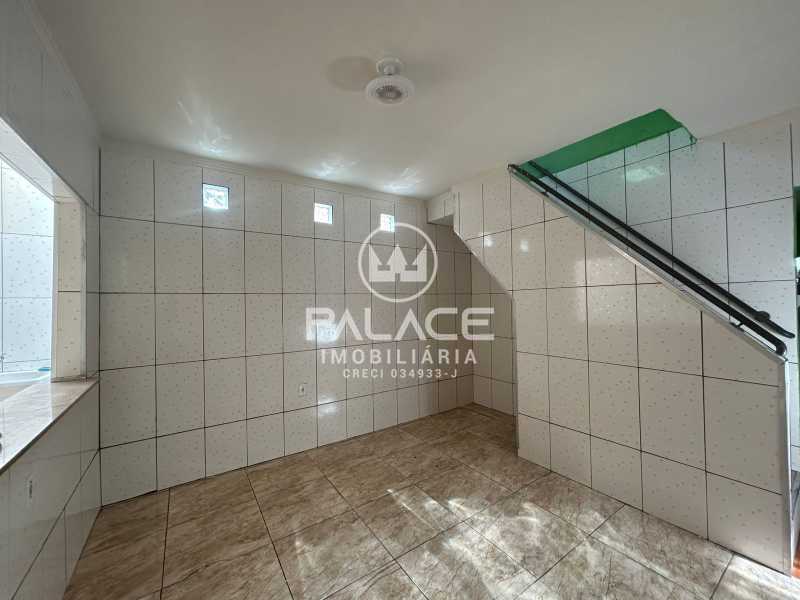 Casa para alugar com 2 quartos, 95m² - Foto 26