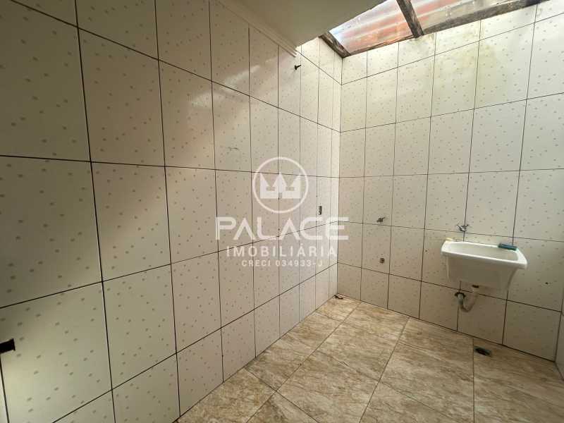Casa para alugar com 2 quartos, 95m² - Foto 27