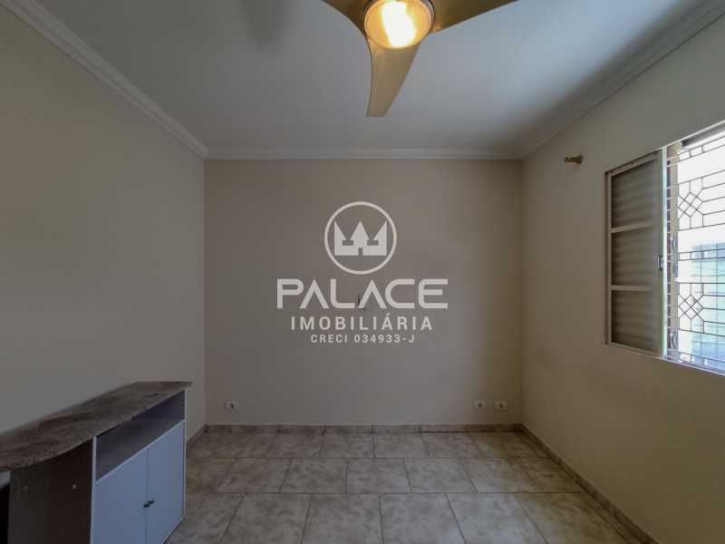 Casa para alugar com 3 quartos, 177m² - Foto 13