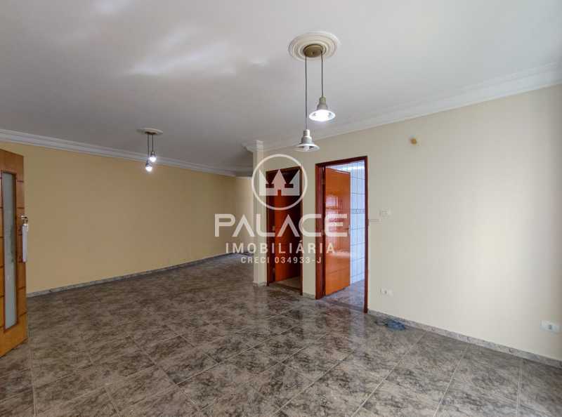 Casa para alugar com 3 quartos, 177m² - Foto 4