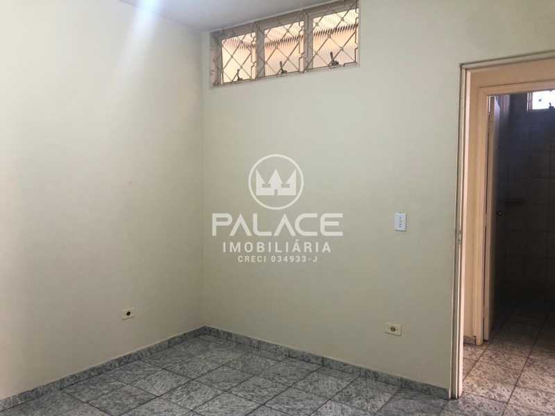 Casa para alugar com 2 quartos, 70m² - Foto 18