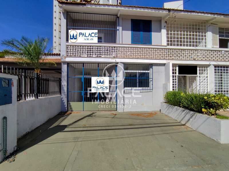 Casa Comercial para alugar com 3 quartos, 169m² - Foto 1