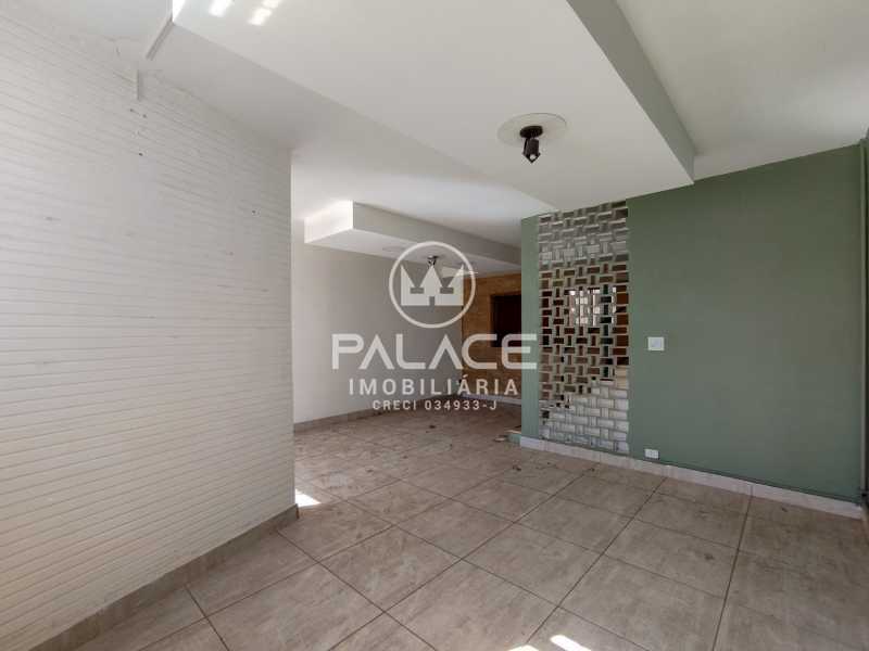 Casa Comercial para alugar com 3 quartos, 169m² - Foto 5