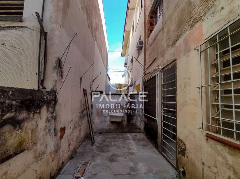 Casa Comercial para alugar com 3 quartos, 169m² - Foto 29