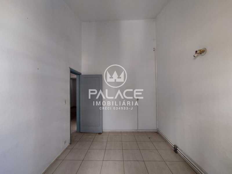 Casa Comercial para alugar com 3 quartos, 169m² - Foto 14