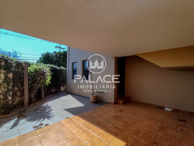 Casa para alugar com 3 quartos, 124m² - Foto 24