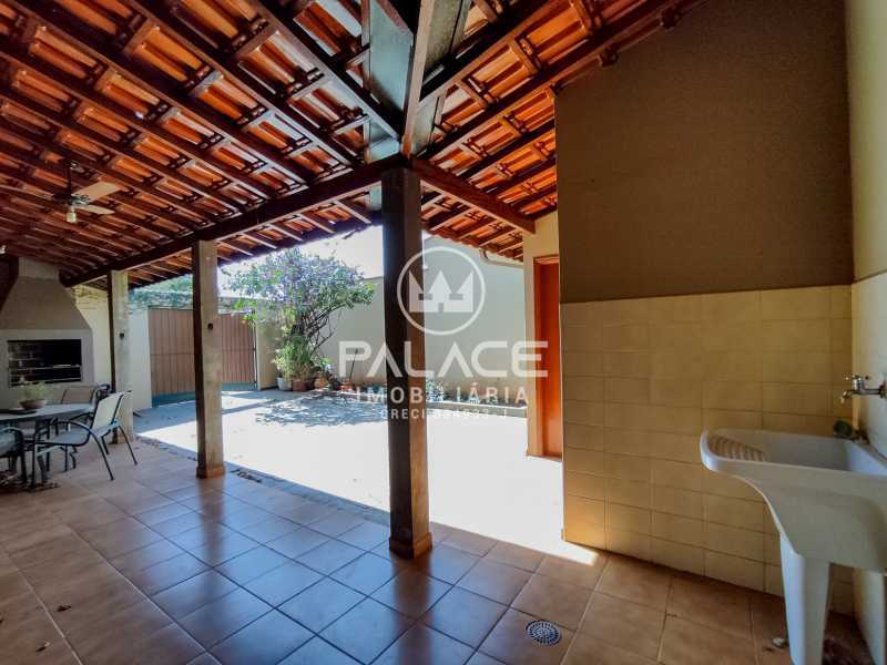 Casa para alugar com 3 quartos, 124m² - Foto 27