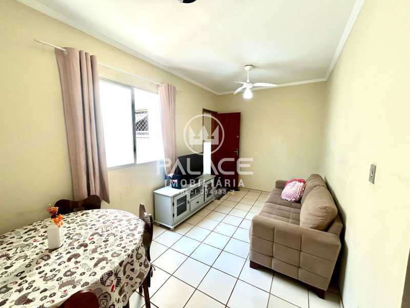 Apartamento à venda com 2 quartos, 48m² - Foto 2