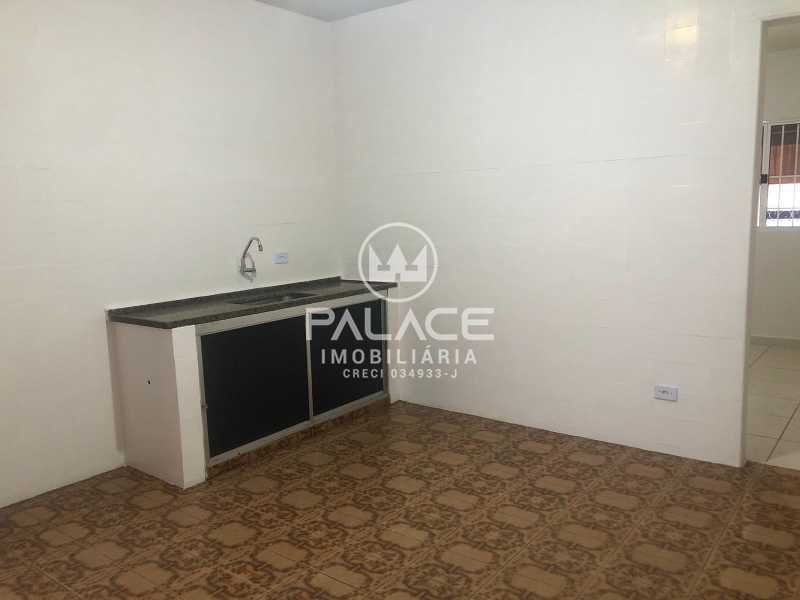 Casa para alugar com 2 quartos, 90m² - Foto 7