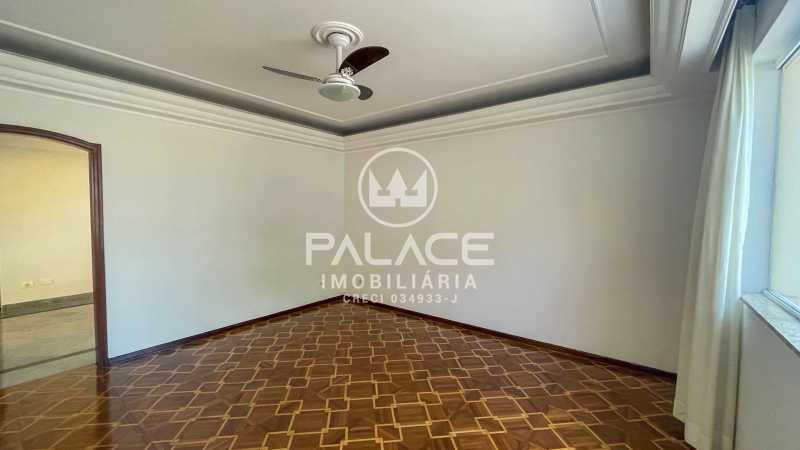 Casa à venda e aluguel com 3 quartos, 312m² - Foto 4