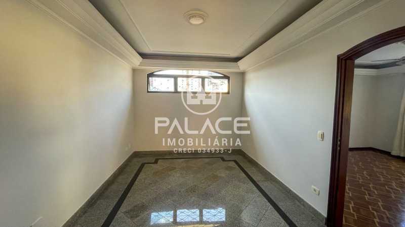 Casa à venda e aluguel com 3 quartos, 312m² - Foto 9