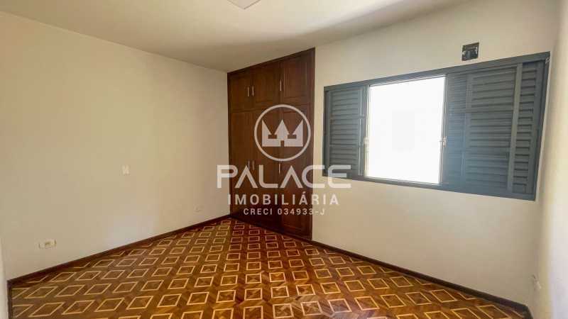 Casa à venda e aluguel com 3 quartos, 312m² - Foto 11