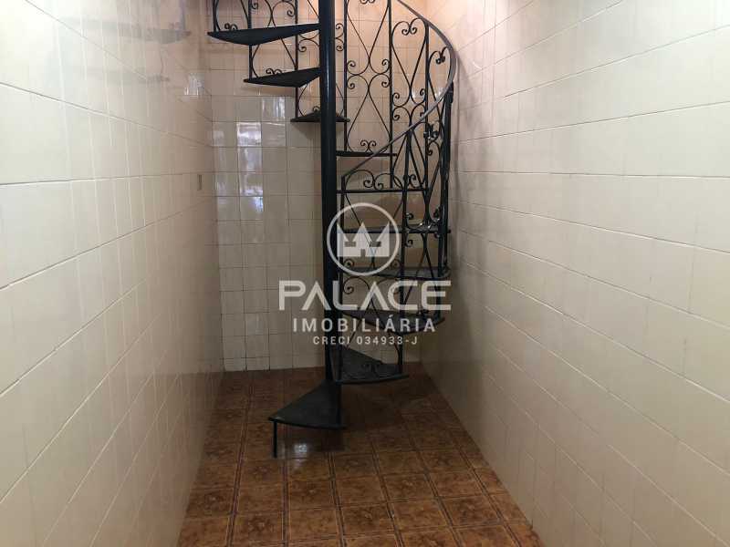 Casa para alugar com 1 quarto, 35m² - Foto 11