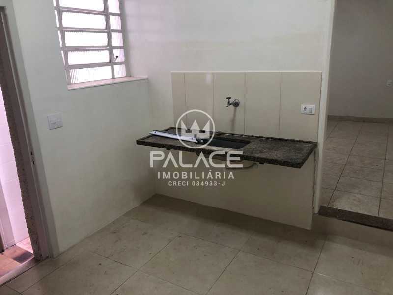Casa para alugar com 3 quartos, 60m² - Foto 3