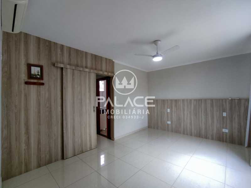 Casa para alugar com 5 quartos, 227m² - Foto 4