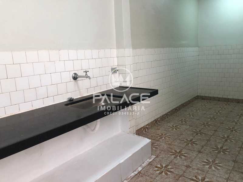Casa para alugar com 1 quarto, 60m² - Foto 13