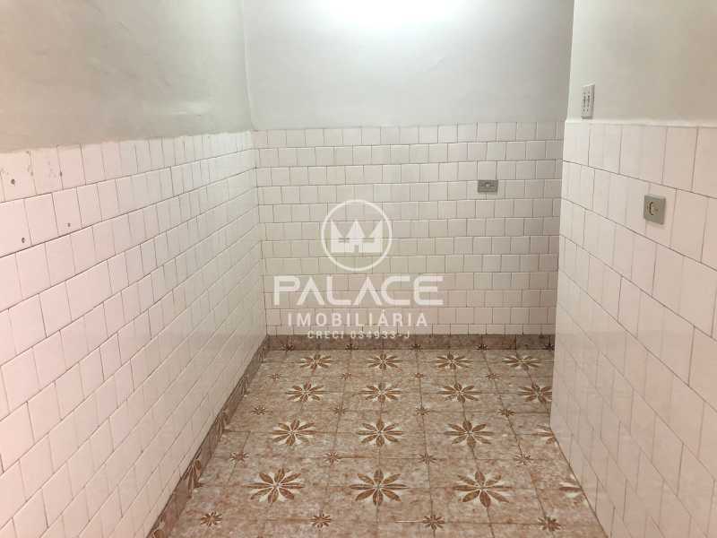 Casa para alugar com 1 quarto, 60m² - Foto 15