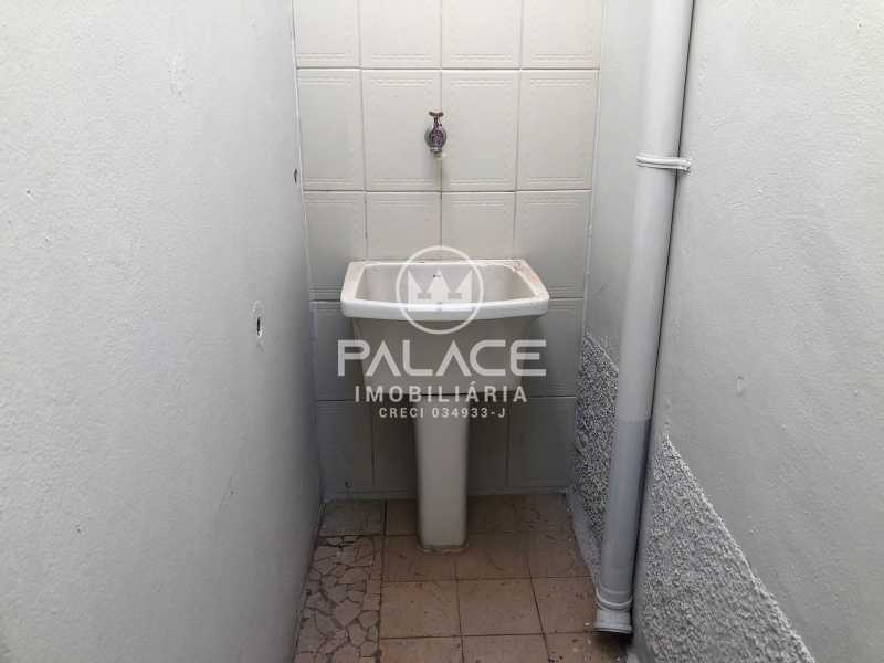 Casa para alugar com 1 quarto, 60m² - Foto 16