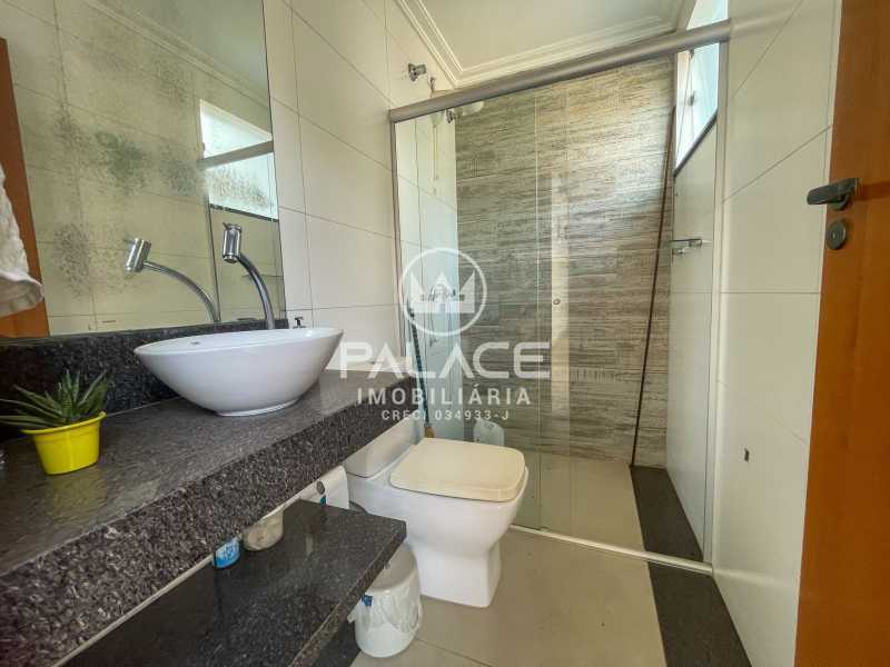 Casa à venda e aluguel com 4 quartos, 240m² - Foto 17