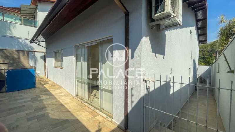 Casa à venda e aluguel com 4 quartos, 240m² - Foto 19