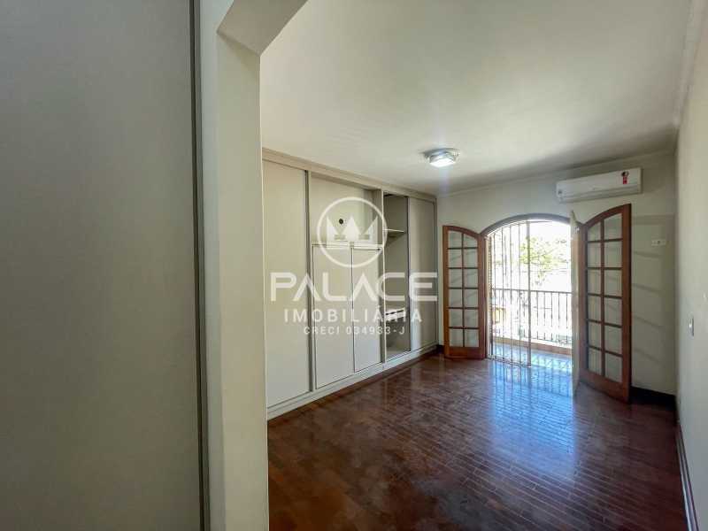 Casa à venda e aluguel com 4 quartos, 240m² - Foto 21