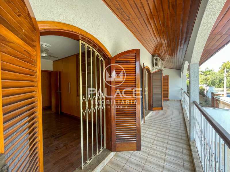 Casa à venda e aluguel com 4 quartos, 240m² - Foto 28