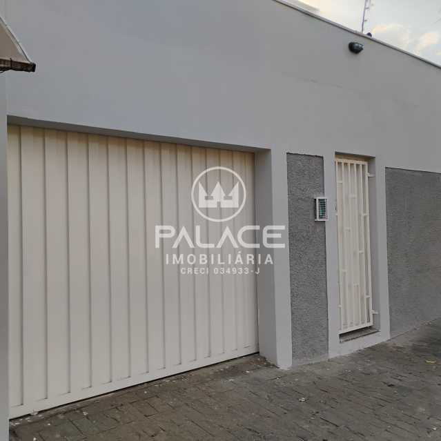 Casa para alugar com 3 quartos, 80m² - Foto 1
