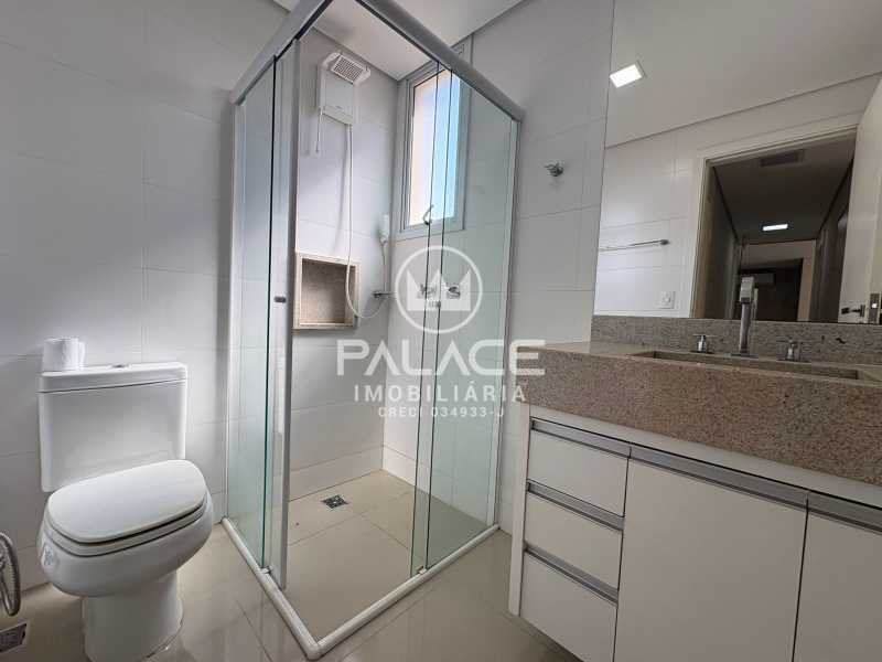 Apartamento para alugar com 3 quartos, 131m² - Foto 12