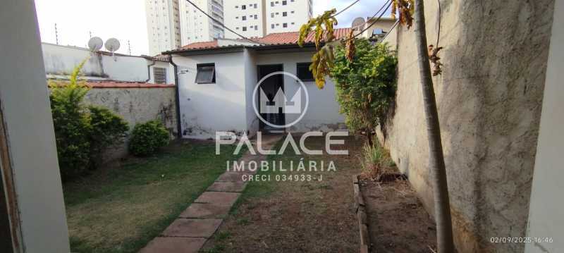 Casa para alugar com 3 quartos, 106m² - Foto 29
