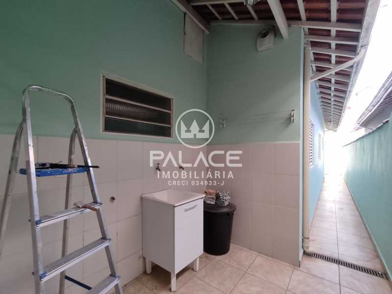 Casa para alugar com 3 quartos, 159m² - Foto 27