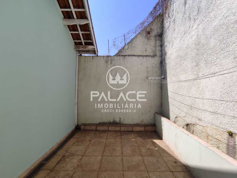 Casa para alugar com 3 quartos, 159m² - Foto 29