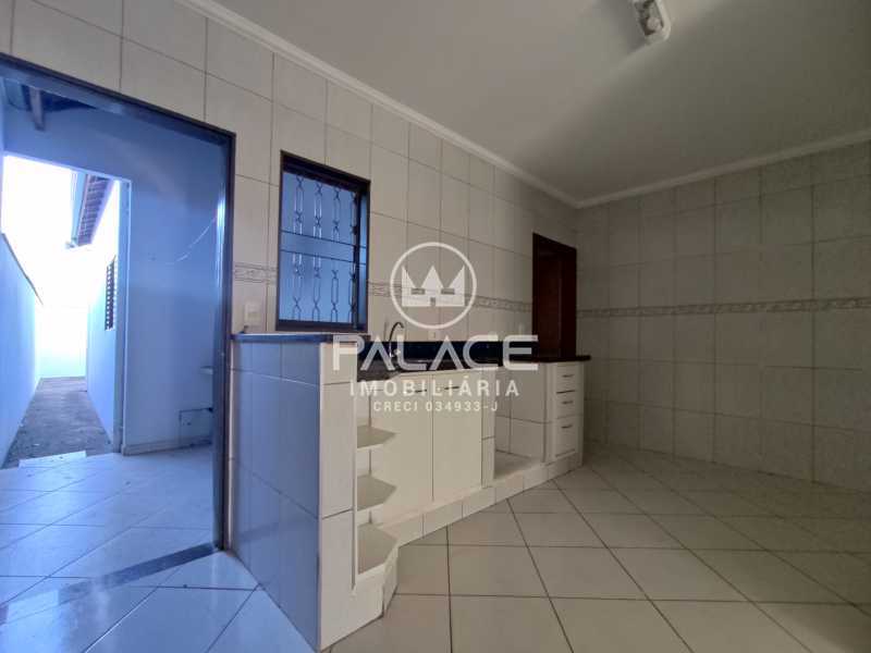 Casa à venda com 2 quartos, 85m² - Foto 9