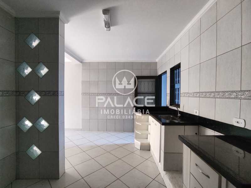 Casa à venda com 2 quartos, 85m² - Foto 12