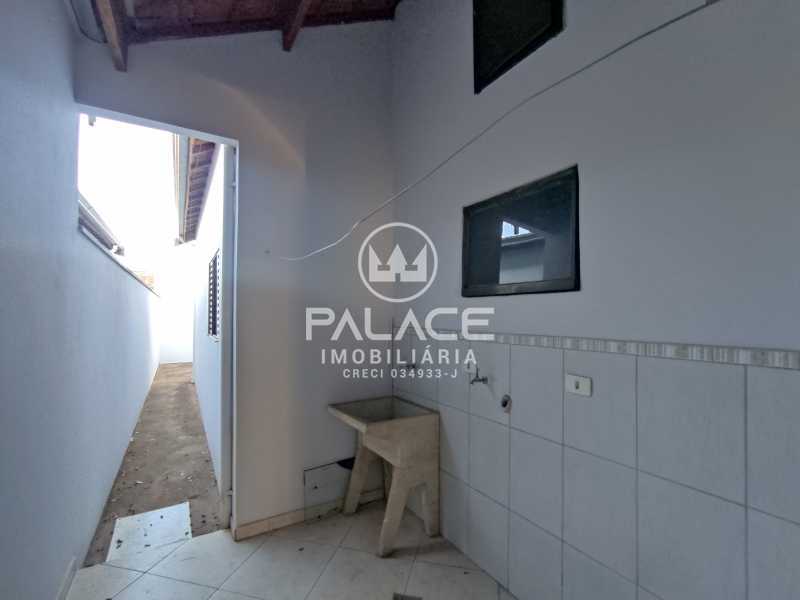 Casa à venda com 2 quartos, 85m² - Foto 13