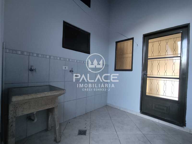 Casa à venda com 2 quartos, 85m² - Foto 14