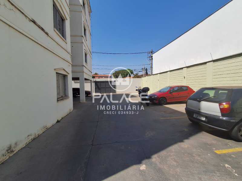 Apartamento à venda com 2 quartos, 56m² - Foto 13