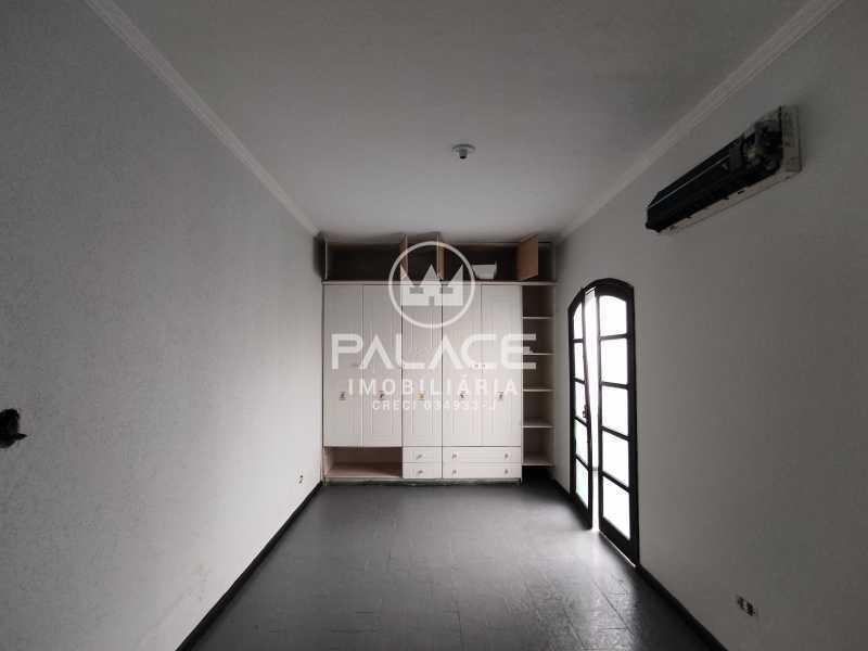 Casa para alugar com 4 quartos, 211m² - Foto 11