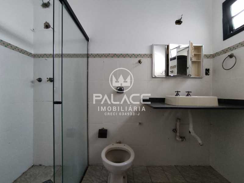 Casa para alugar com 4 quartos, 211m² - Foto 21