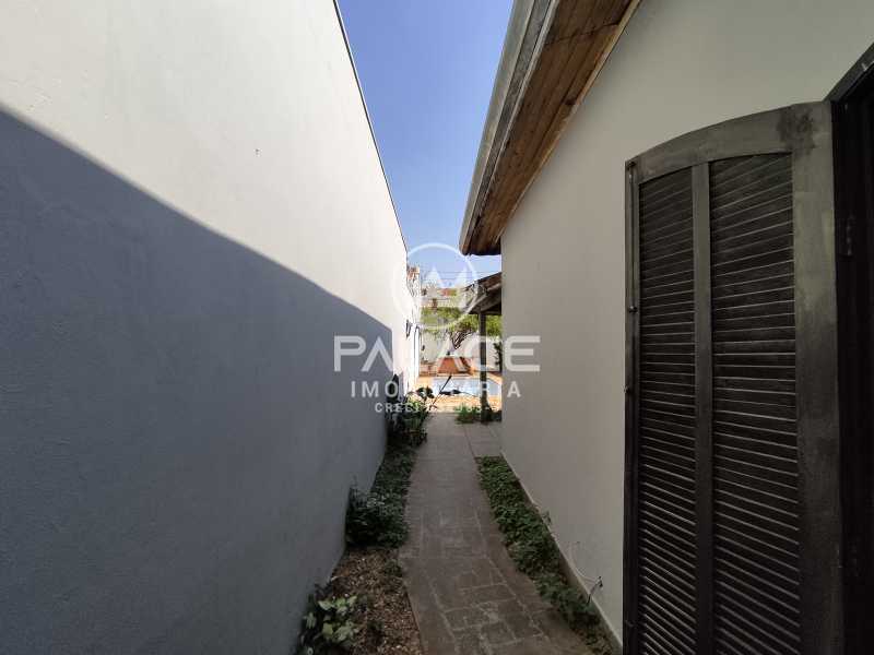 Casa para alugar com 4 quartos, 211m² - Foto 30