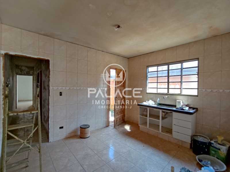Casa para alugar com 2 quartos, 60m² - Foto 9