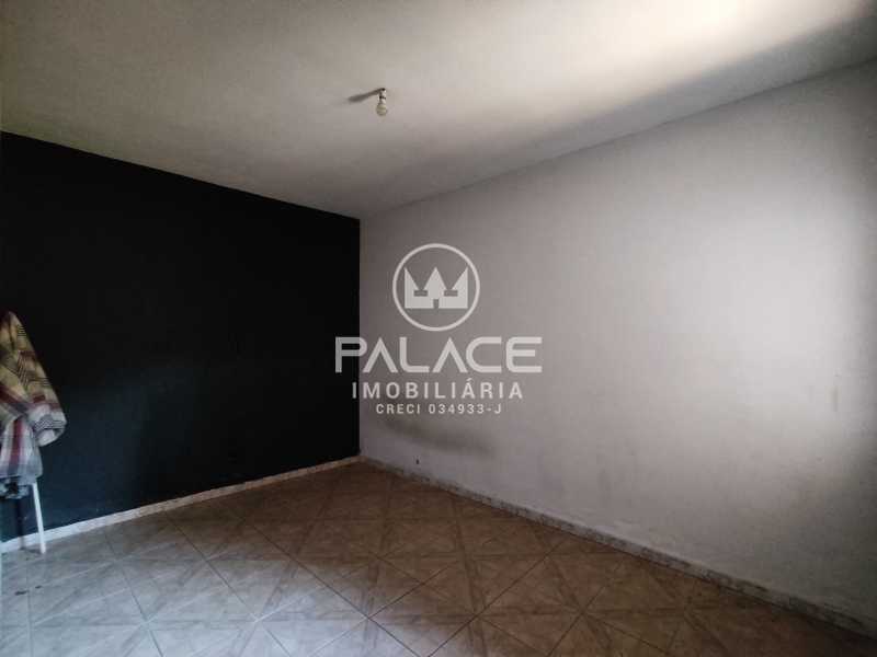 Casa para alugar com 2 quartos, 60m² - Foto 13