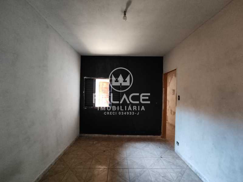 Casa para alugar com 2 quartos, 60m² - Foto 16