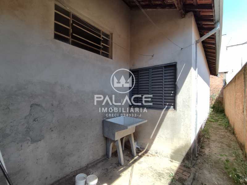 Casa para alugar com 2 quartos, 60m² - Foto 21