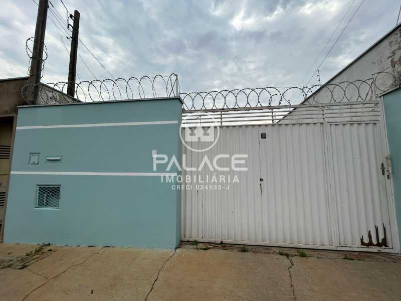 Casa para alugar com 2 quartos, 79m² - Foto 1