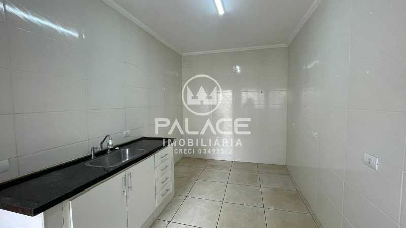 Casa para alugar com 2 quartos, 104m² - Foto 14