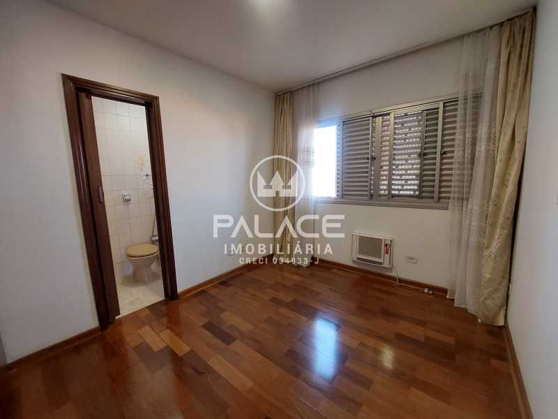 Apartamento para alugar com 3 quartos, 130m² - Foto 7