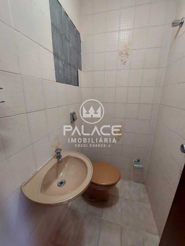 Apartamento para alugar com 3 quartos, 130m² - Foto 21