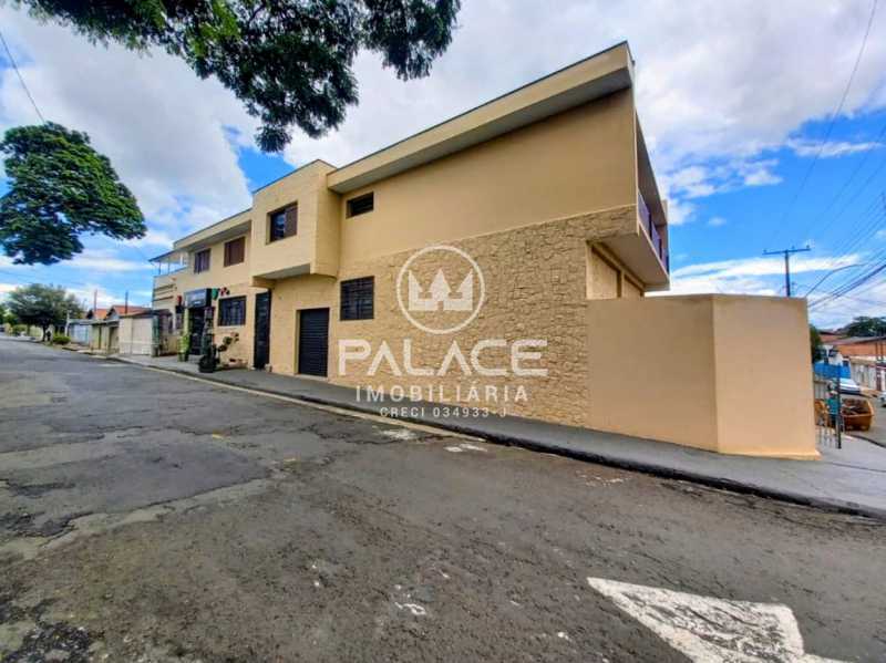 Casa, 4 quartos, 300 m² - Foto 1